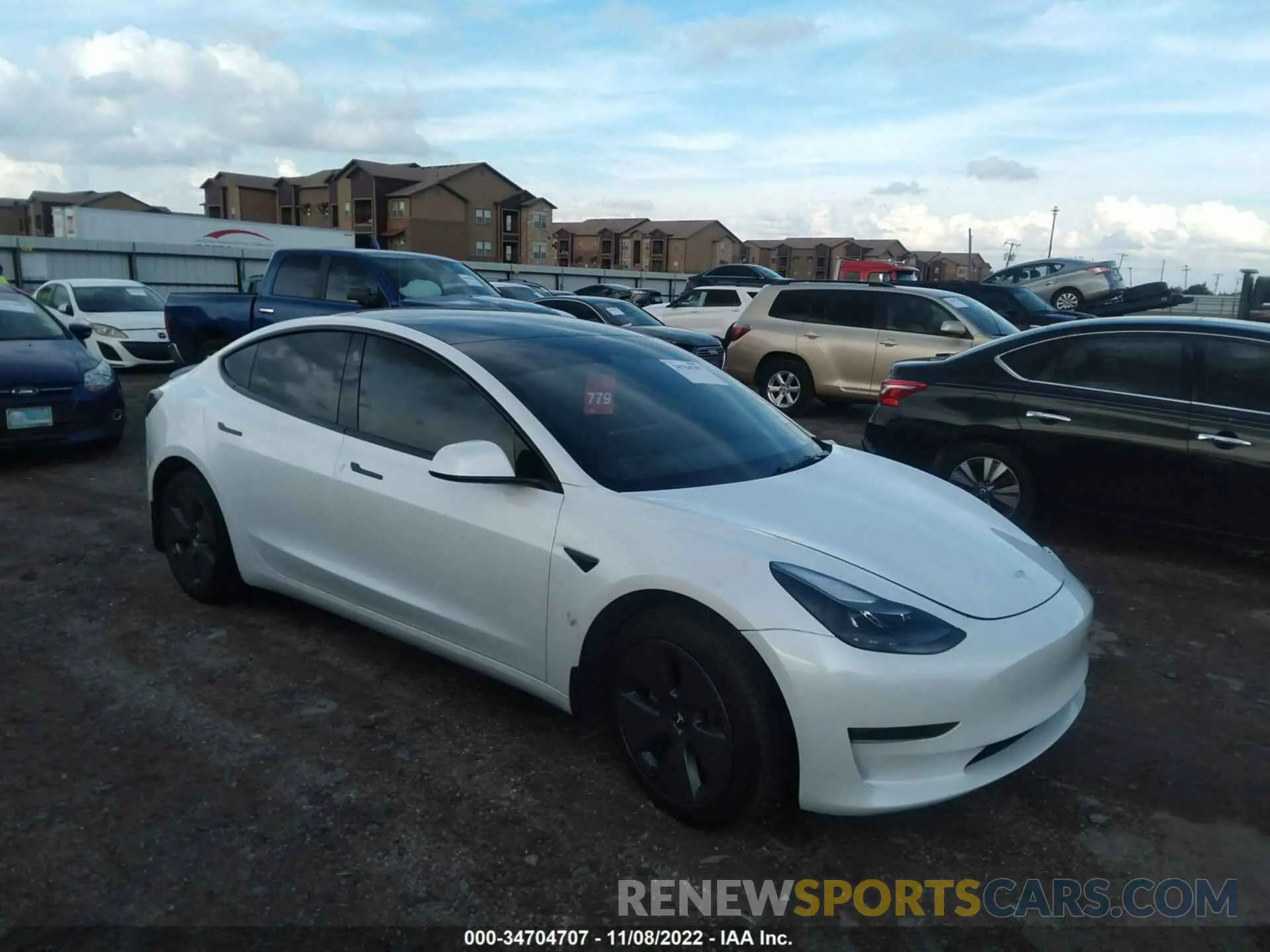 1 Photograph of a damaged car 5YJ3E1EB3NF184003 TESLA MODEL 3 2022