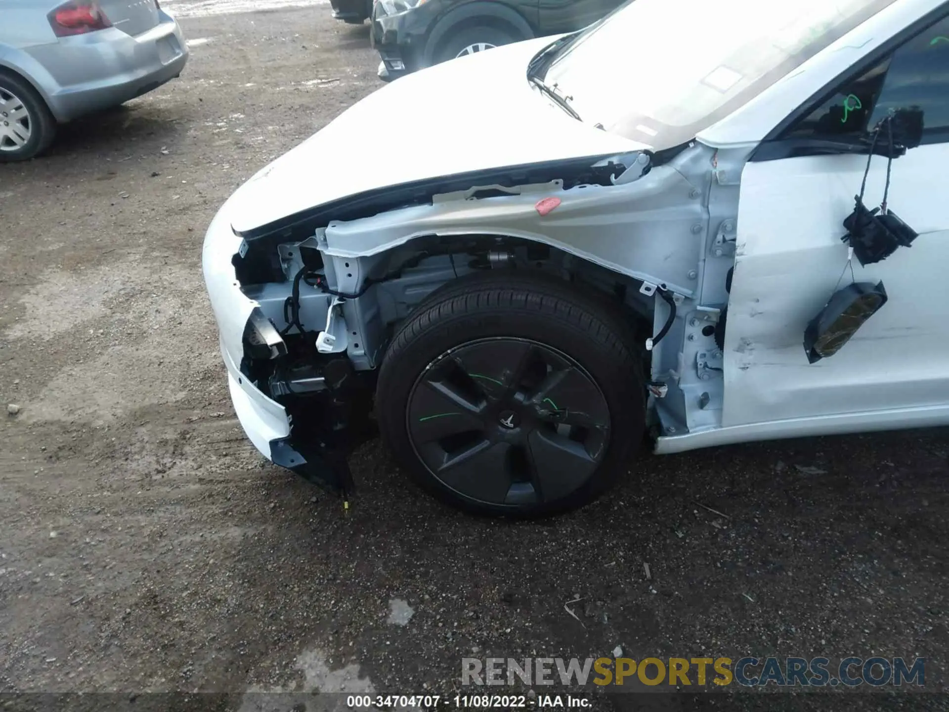 6 Photograph of a damaged car 5YJ3E1EB3NF184003 TESLA MODEL 3 2022