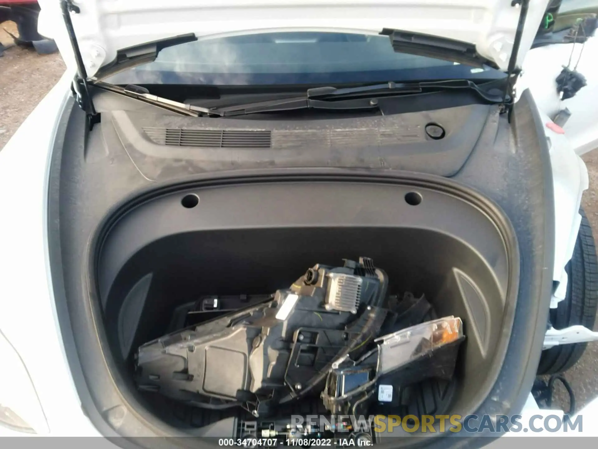 9 Photograph of a damaged car 5YJ3E1EB3NF184003 TESLA MODEL 3 2022