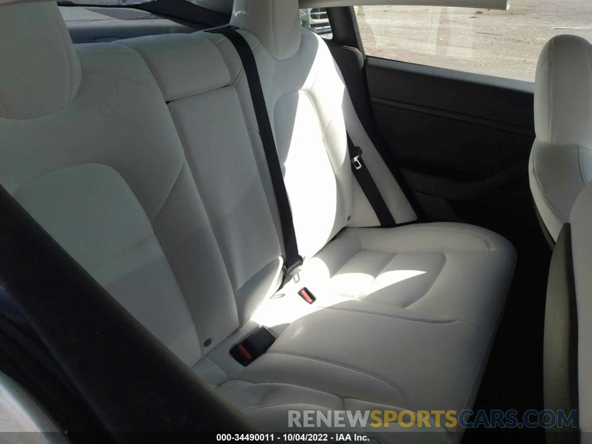 8 Photograph of a damaged car 5YJ3E1EB3NF184440 TESLA MODEL 3 2022