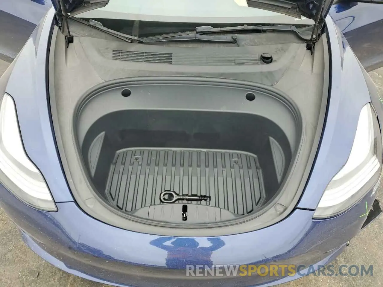 13 Photograph of a damaged car 5YJ3E1EB3NF195681 TESLA MODEL 3 2022