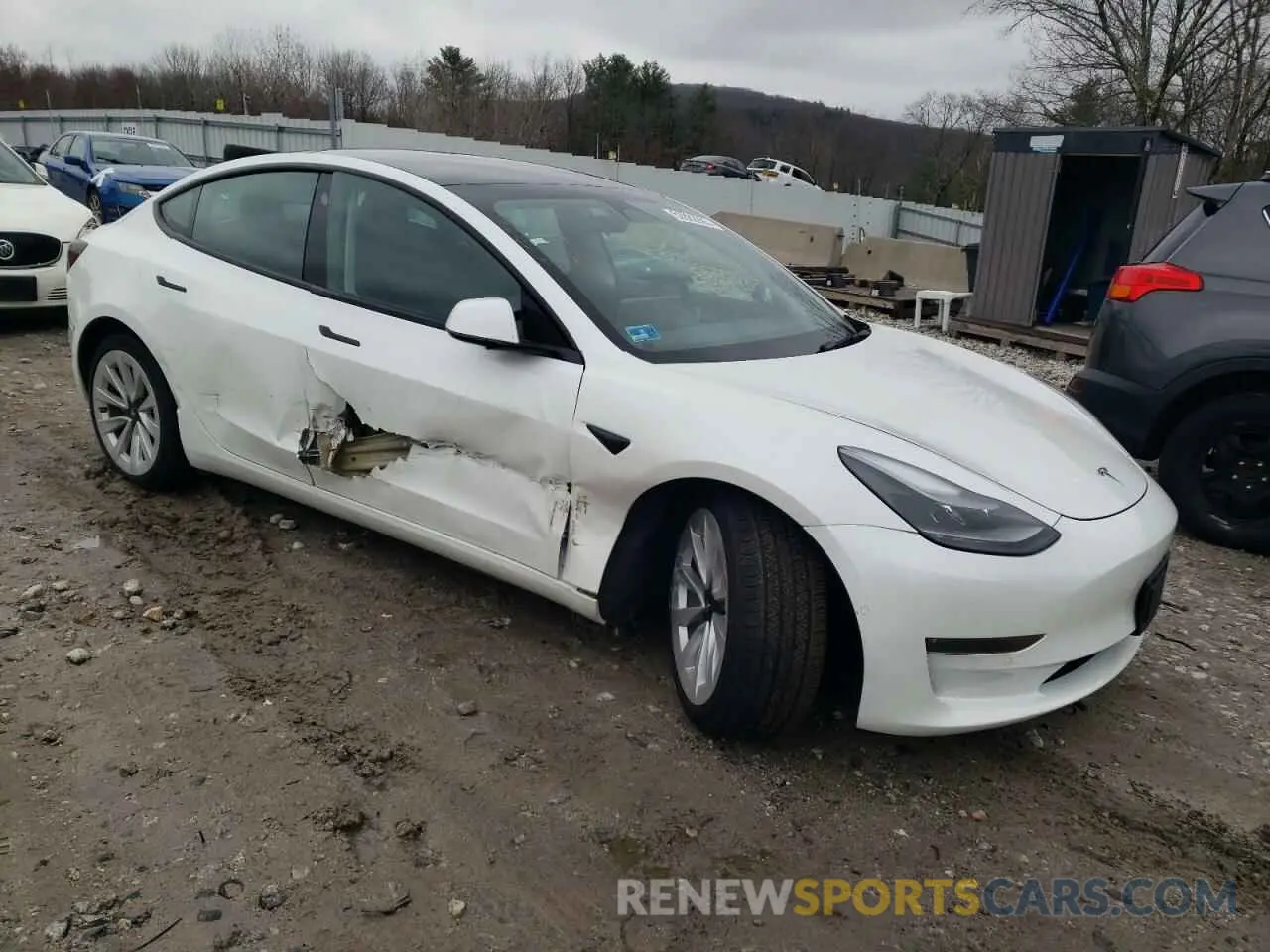 4 Фотография поврежденного автомобиля 5YJ3E1EB3NF195728 TESLA MODEL 3 2022