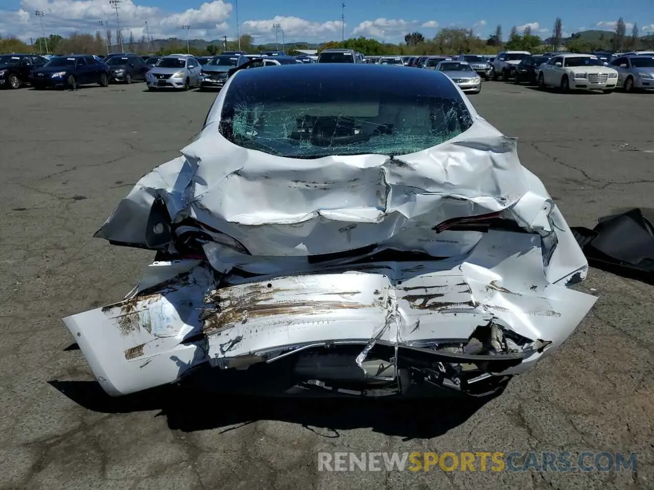 6 Фотография поврежденного автомобиля 5YJ3E1EB3NF249738 TESLA MODEL 3 2022