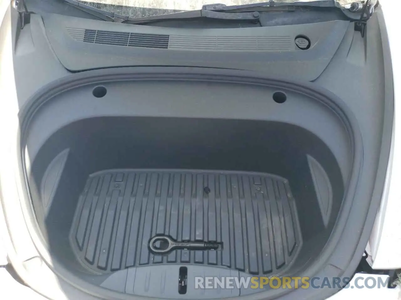 11 Photograph of a damaged car 5YJ3E1EB3NF253434 TESLA MODEL 3 2022