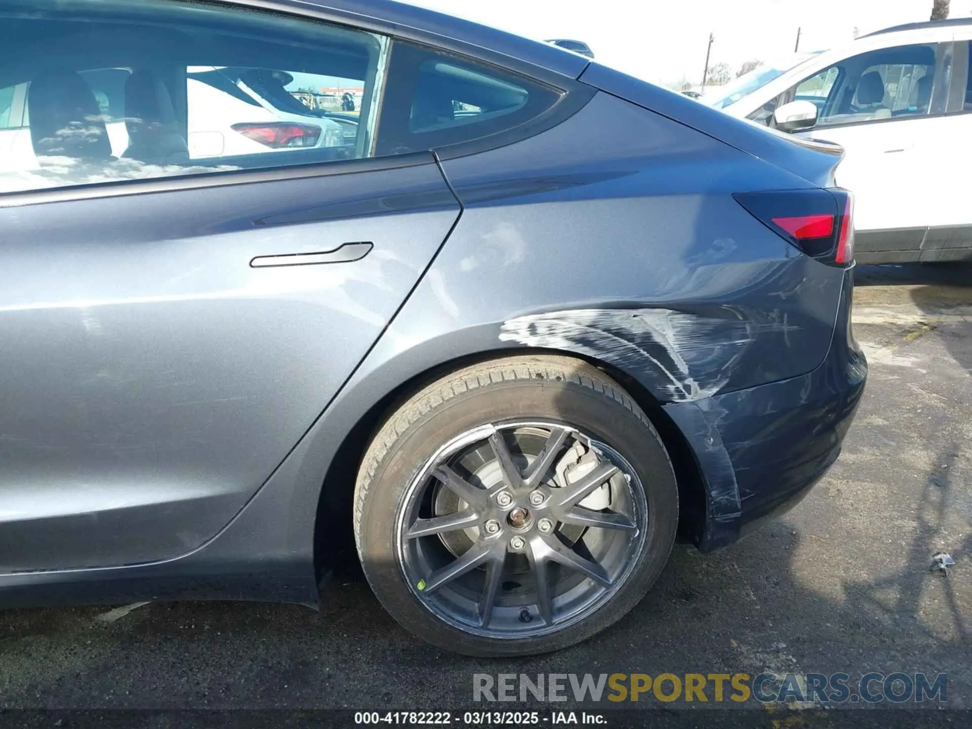 6 Фотография поврежденного автомобиля 5YJ3E1EB3NF253546 TESLA MODEL 3 2022