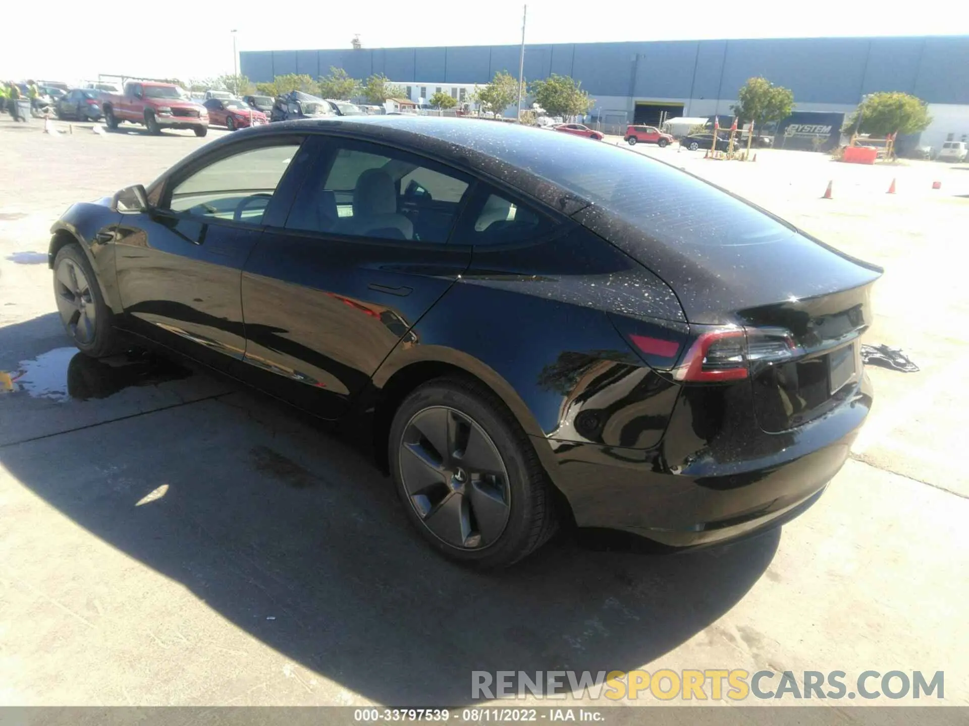 3 Photograph of a damaged car 5YJ3E1EB3NF293688 TESLA MODEL 3 2022