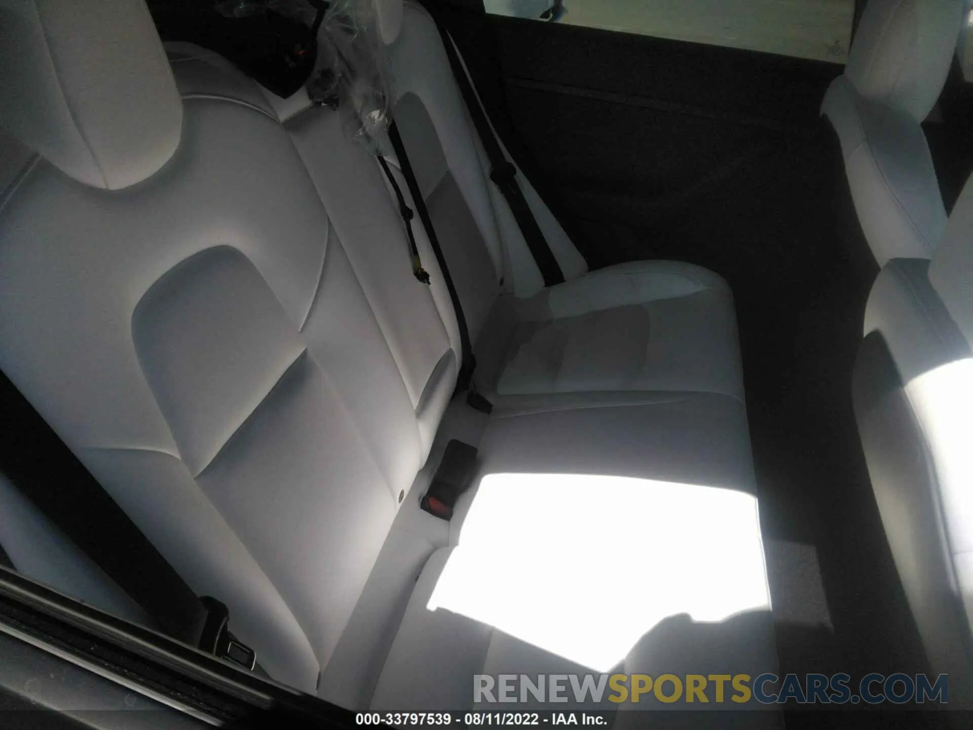 8 Photograph of a damaged car 5YJ3E1EB3NF293688 TESLA MODEL 3 2022