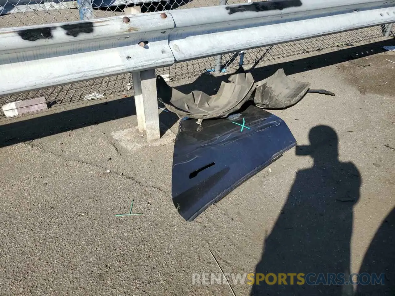 12 Photograph of a damaged car 5YJ3E1EB3NF319559 TESLA MODEL 3 2022