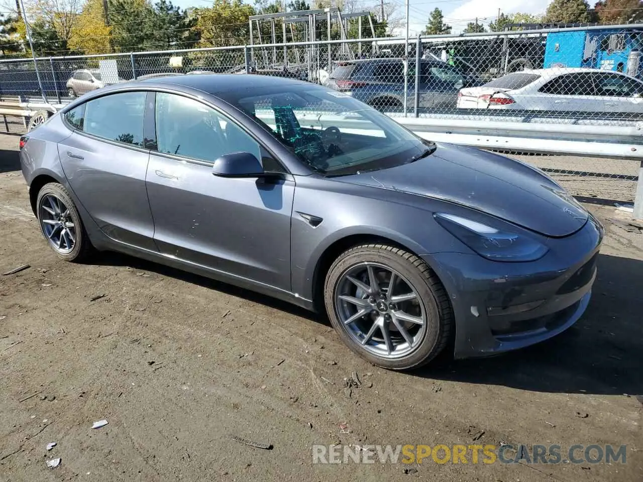 4 Photograph of a damaged car 5YJ3E1EB3NF319559 TESLA MODEL 3 2022