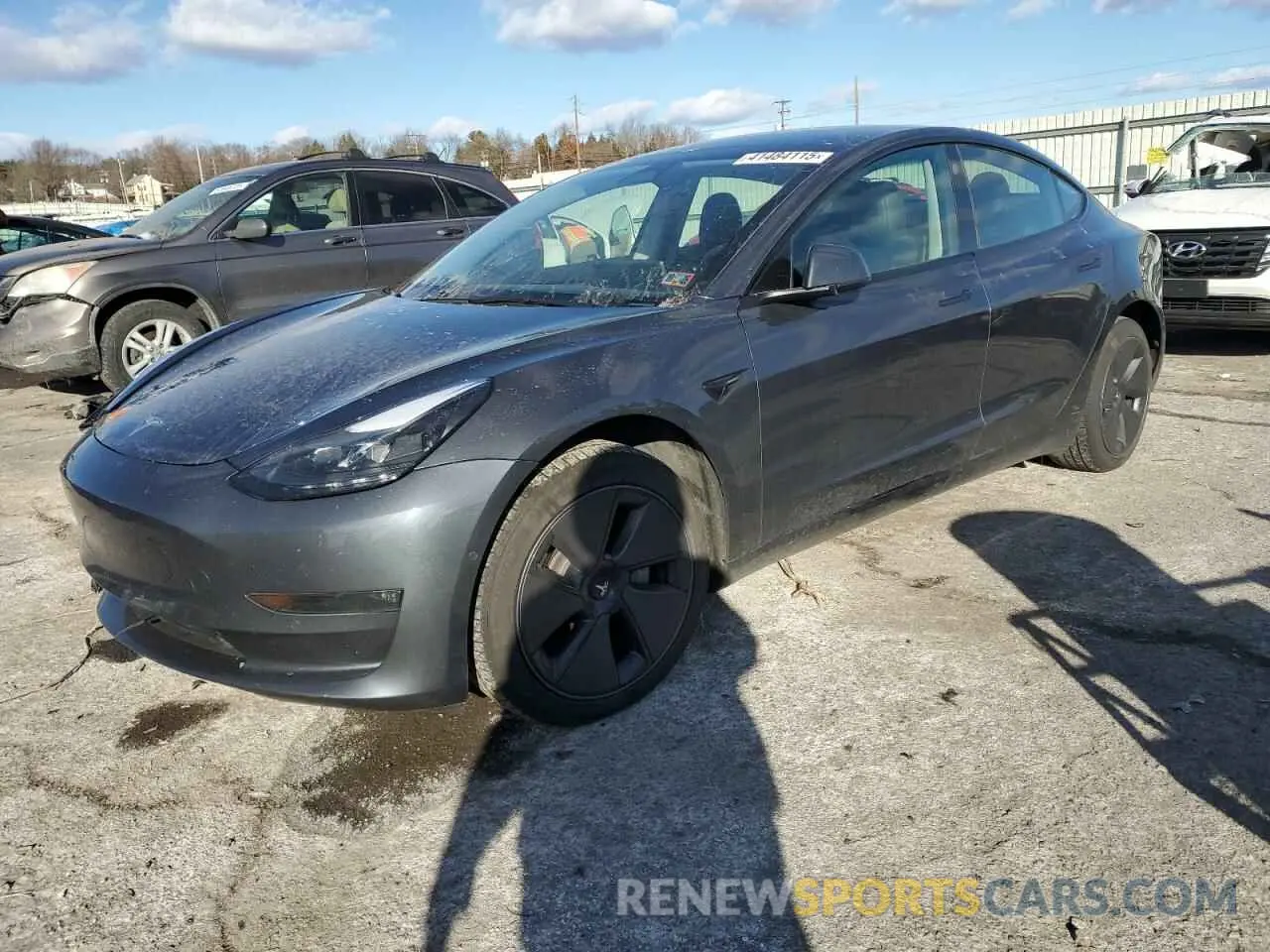 1 Photograph of a damaged car 5YJ3E1EB3NF342159 TESLA MODEL 3 2022
