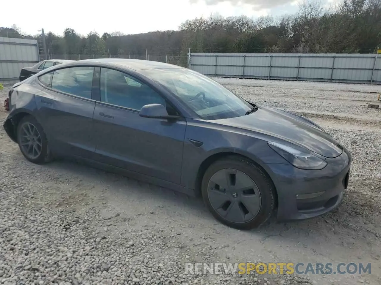 4 Photograph of a damaged car 5YJ3E1EB4NF131455 TESLA MODEL 3 2022
