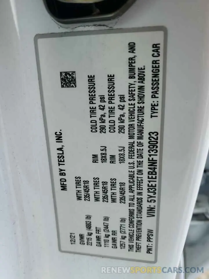 12 Фотография поврежденного автомобиля 5YJ3E1EB4NF139023 TESLA MODEL 3 2022