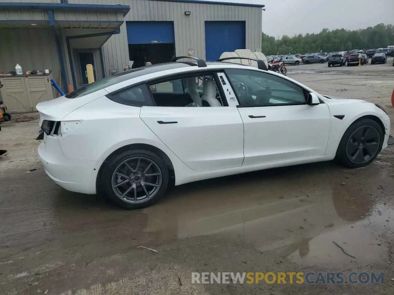 3 Photograph of a damaged car 5YJ3E1EB4NF155108 TESLA MODEL 3 2022
