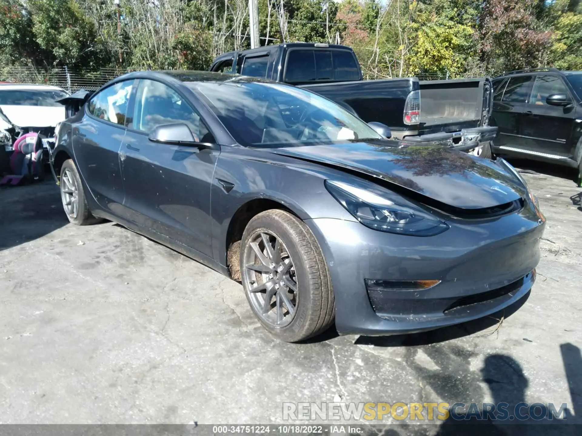 1 Photograph of a damaged car 5YJ3E1EB4NF160633 TESLA MODEL 3 2022