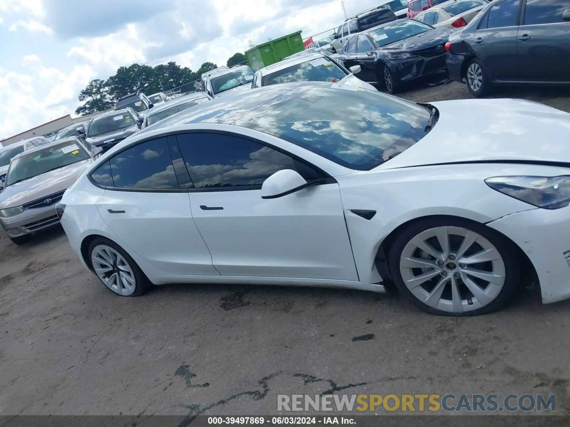 13 Photograph of a damaged car 5YJ3E1EB4NF169445 TESLA MODEL 3 2022