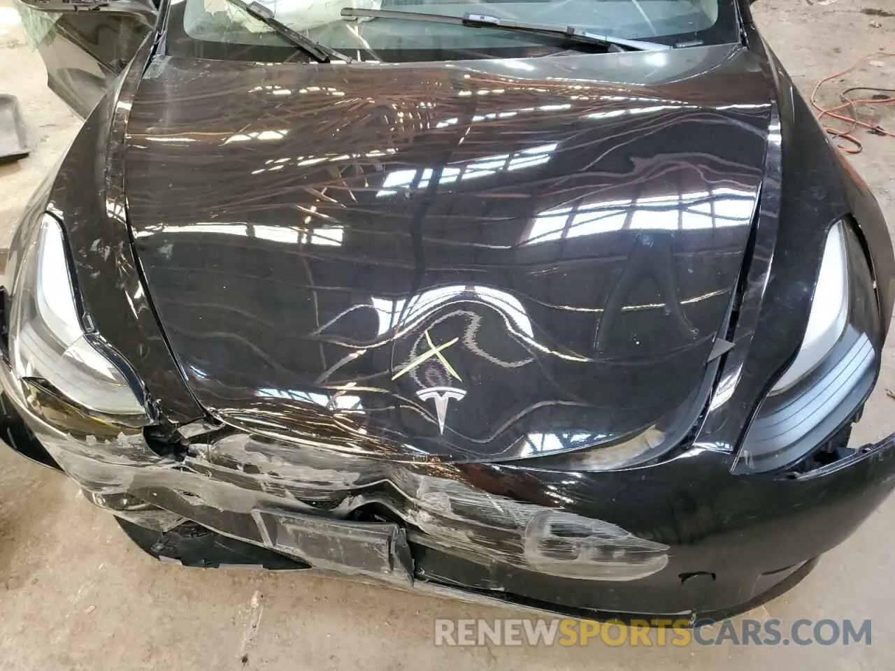 11 Photograph of a damaged car 5YJ3E1EB4NF179697 TESLA MODEL 3 2022
