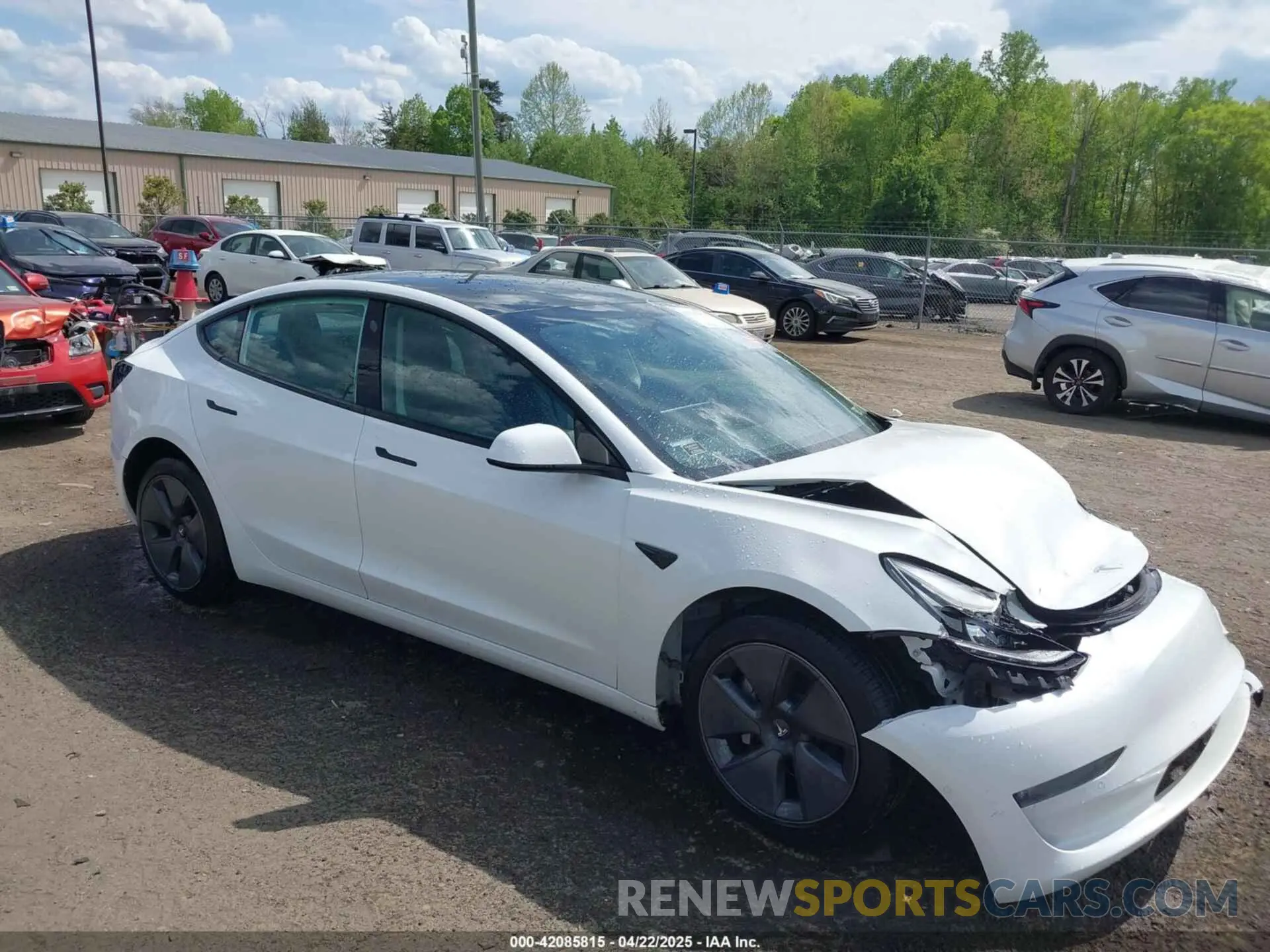 1 Photograph of a damaged car 5YJ3E1EB4NF183832 TESLA MODEL 3 2022