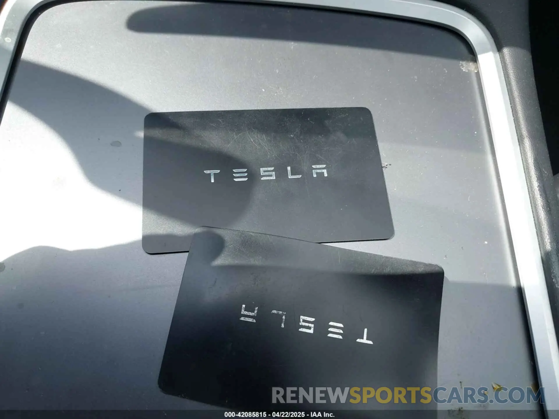 11 Photograph of a damaged car 5YJ3E1EB4NF183832 TESLA MODEL 3 2022