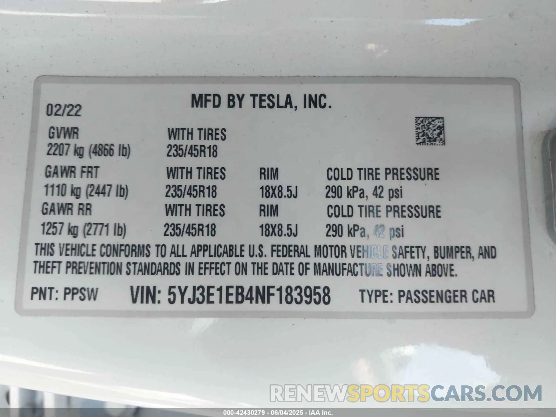 9 Фотография поврежденного автомобиля 5YJ3E1EB4NF183958 TESLA MODEL 3 2022