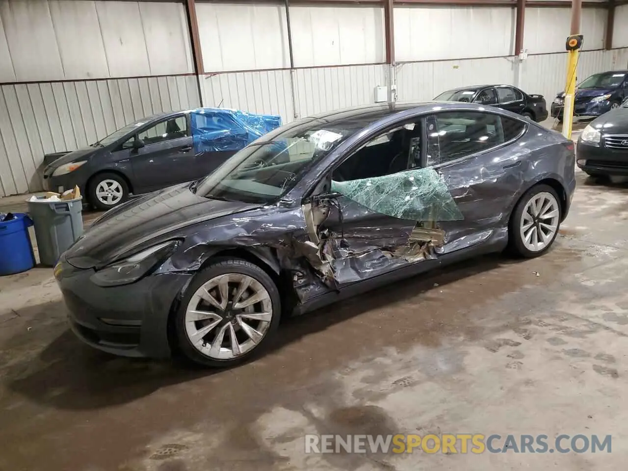 1 Photograph of a damaged car 5YJ3E1EB4NF185130 TESLA MODEL 3 2022