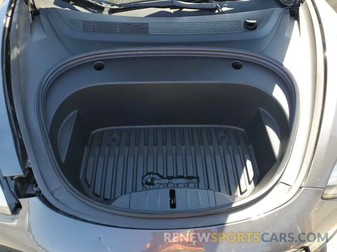 11 Photograph of a damaged car 5YJ3E1EB4NF186424 TESLA MODEL 3 2022