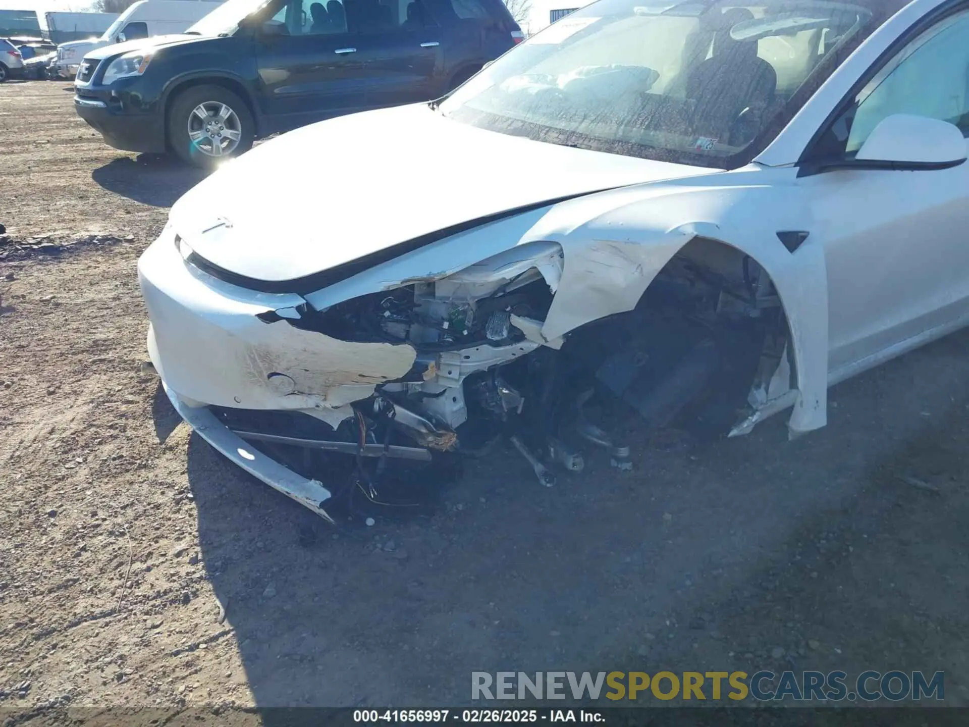 6 Фотография поврежденного автомобиля 5YJ3E1EB4NF250056 TESLA MODEL 3 2022