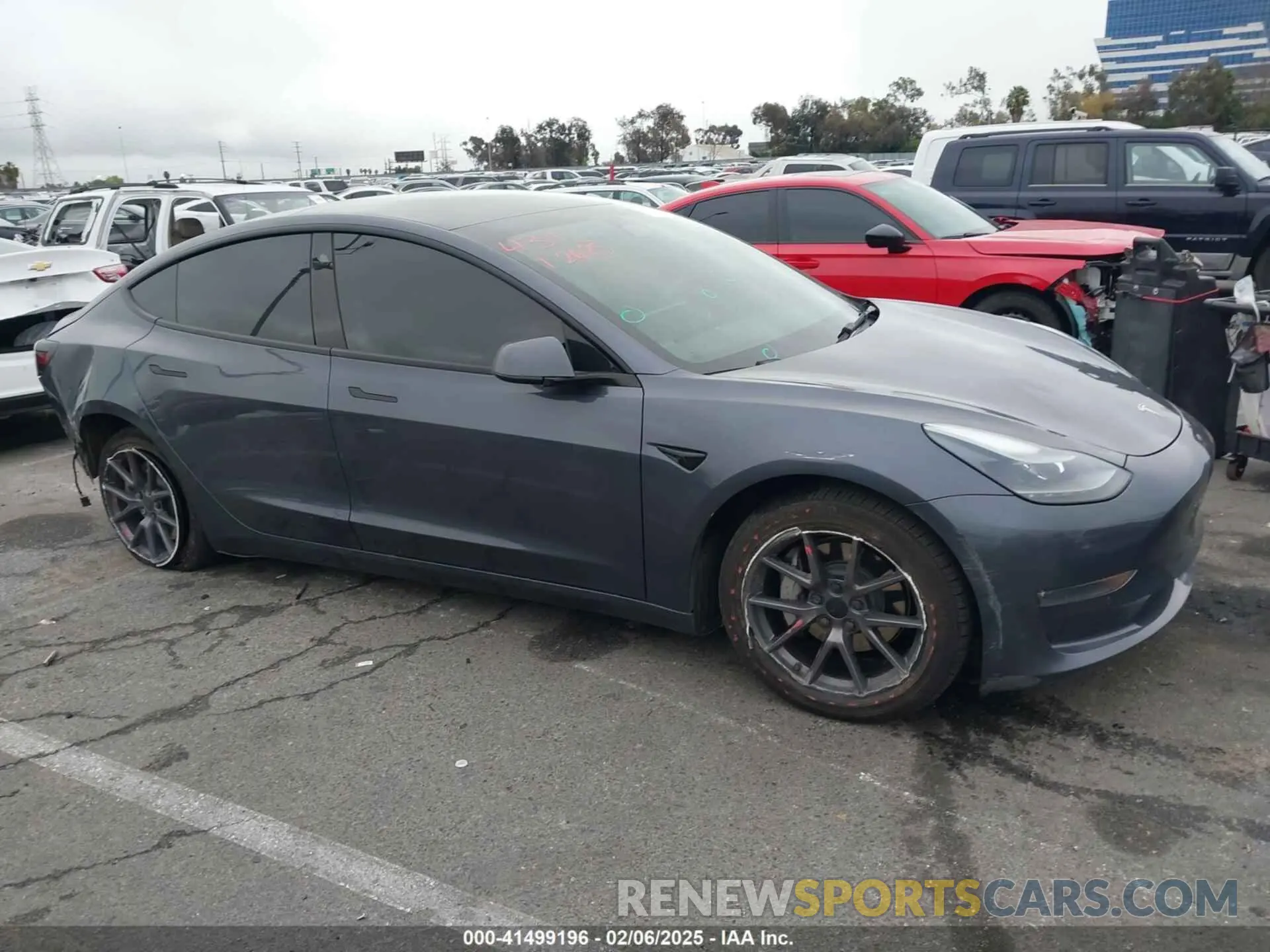 14 Photograph of a damaged car 5YJ3E1EB4NF255905 TESLA MODEL 3 2022