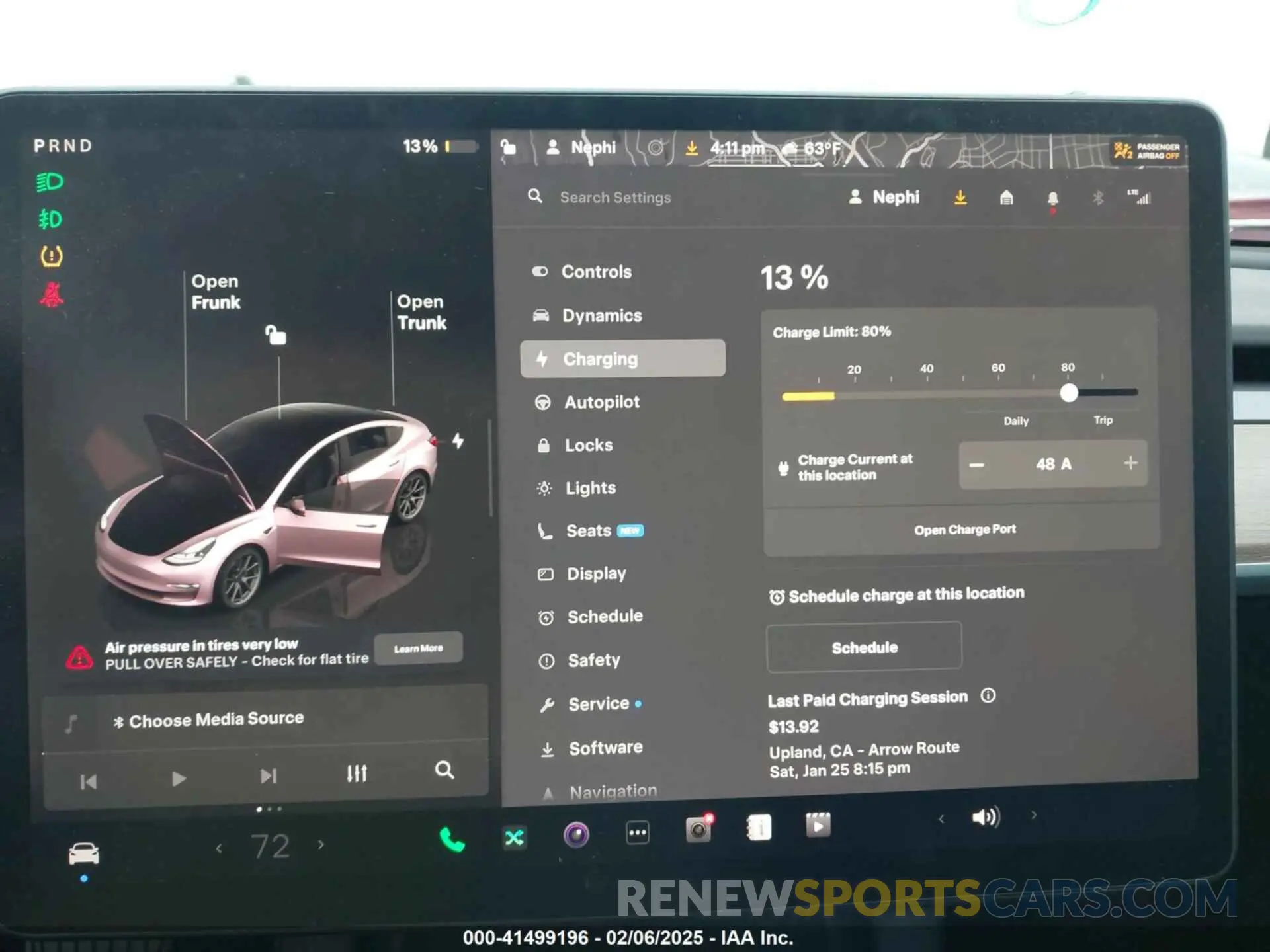 18 Photograph of a damaged car 5YJ3E1EB4NF255905 TESLA MODEL 3 2022