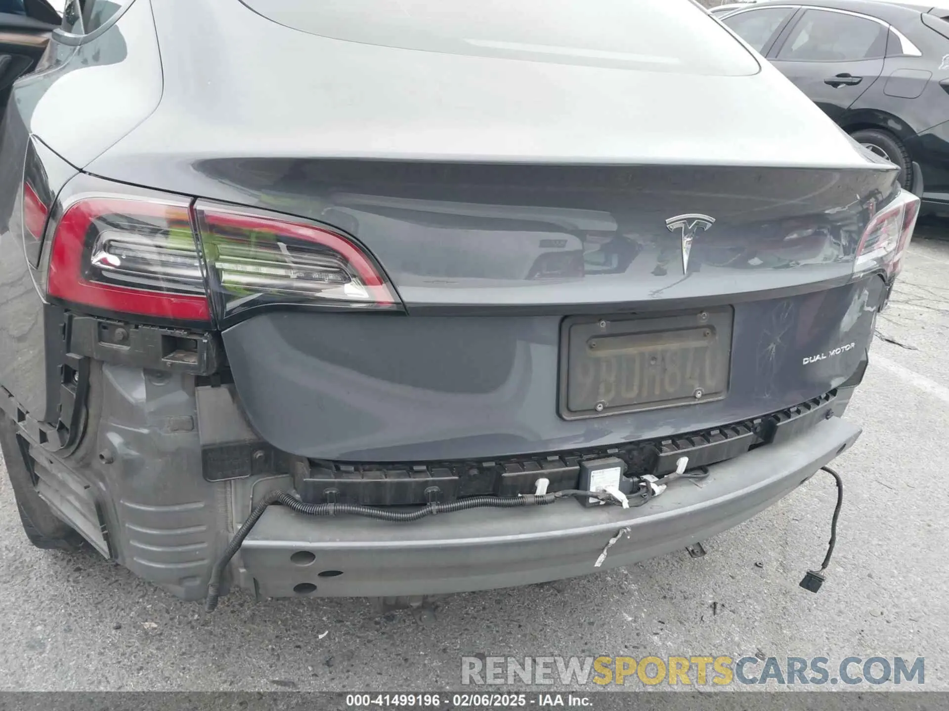 6 Photograph of a damaged car 5YJ3E1EB4NF255905 TESLA MODEL 3 2022