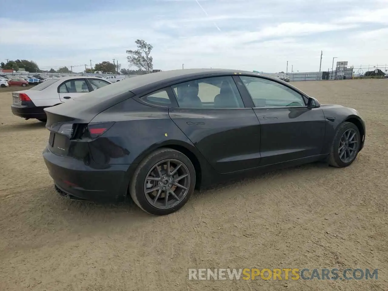 3 Photograph of a damaged car 5YJ3E1EB4NF272865 TESLA MODEL 3 2022