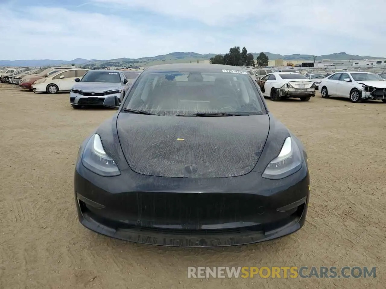 5 Photograph of a damaged car 5YJ3E1EB4NF272865 TESLA MODEL 3 2022