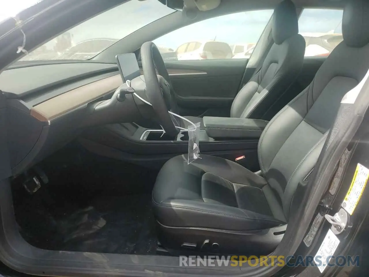 7 Photograph of a damaged car 5YJ3E1EB4NF272865 TESLA MODEL 3 2022