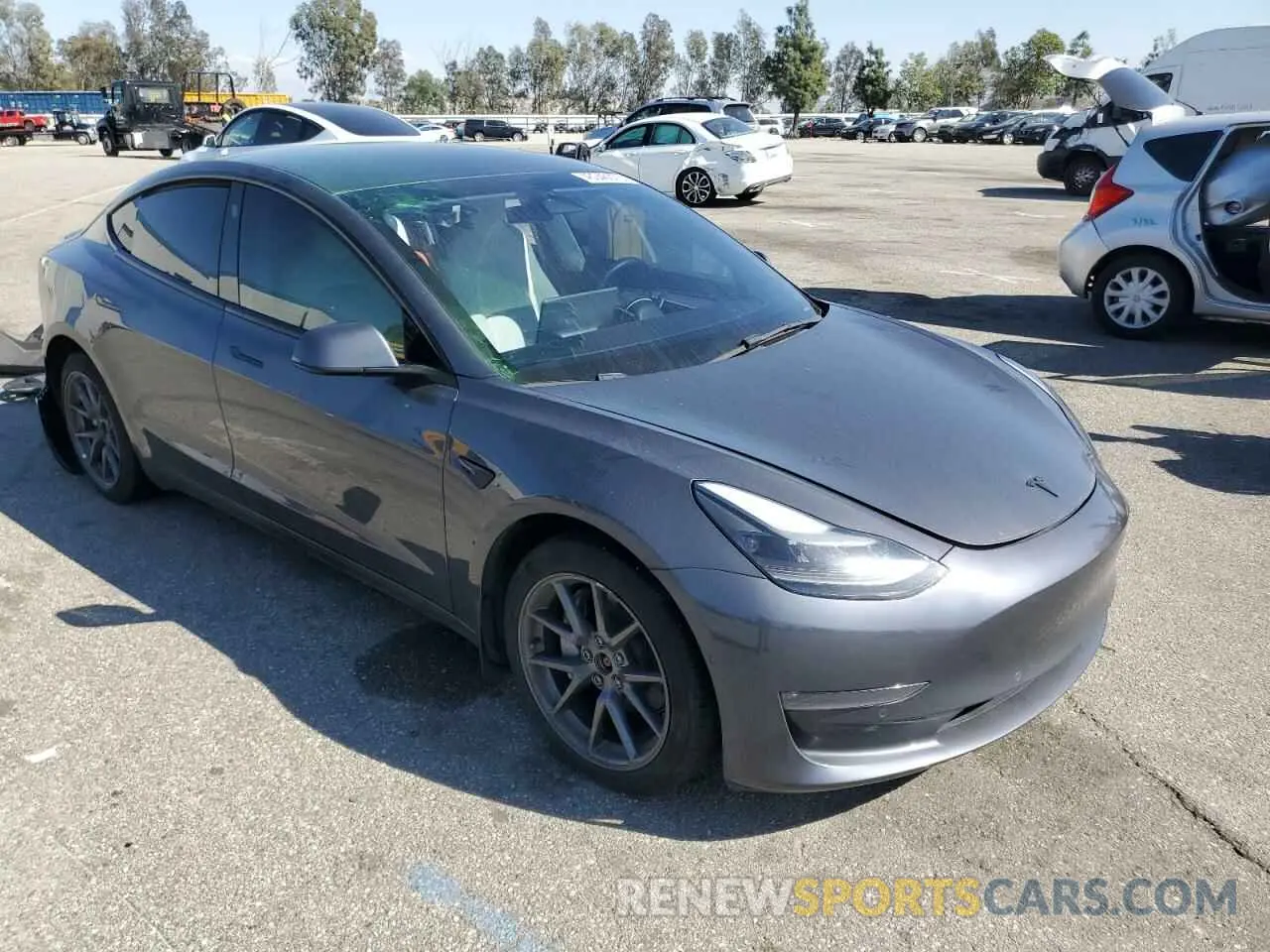 4 Фотография поврежденного автомобиля 5YJ3E1EB4NF276804 TESLA MODEL 3 2022