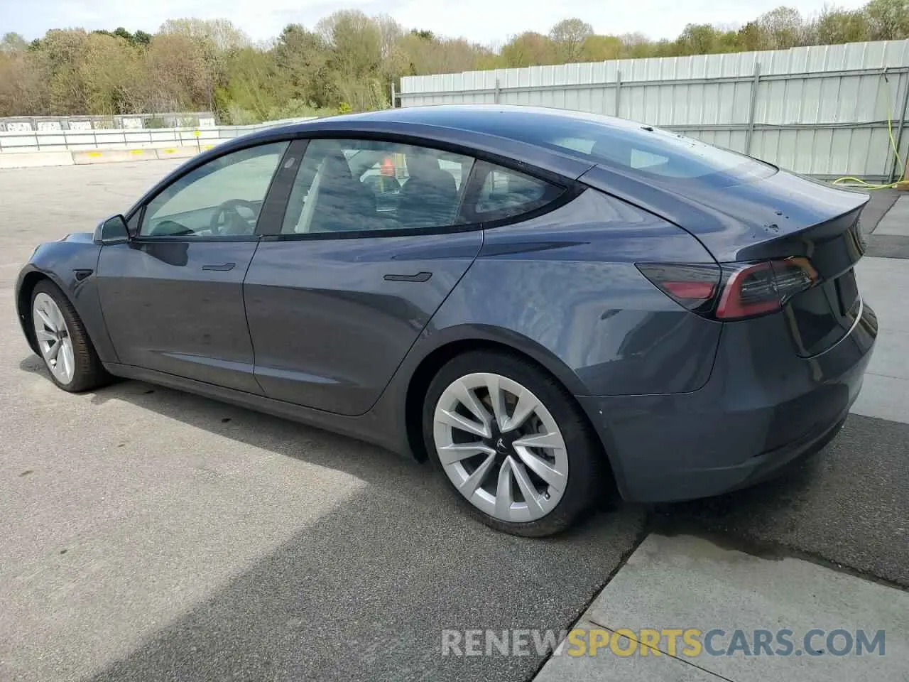 2 Photograph of a damaged car 5YJ3E1EB4NF289326 TESLA MODEL 3 2022