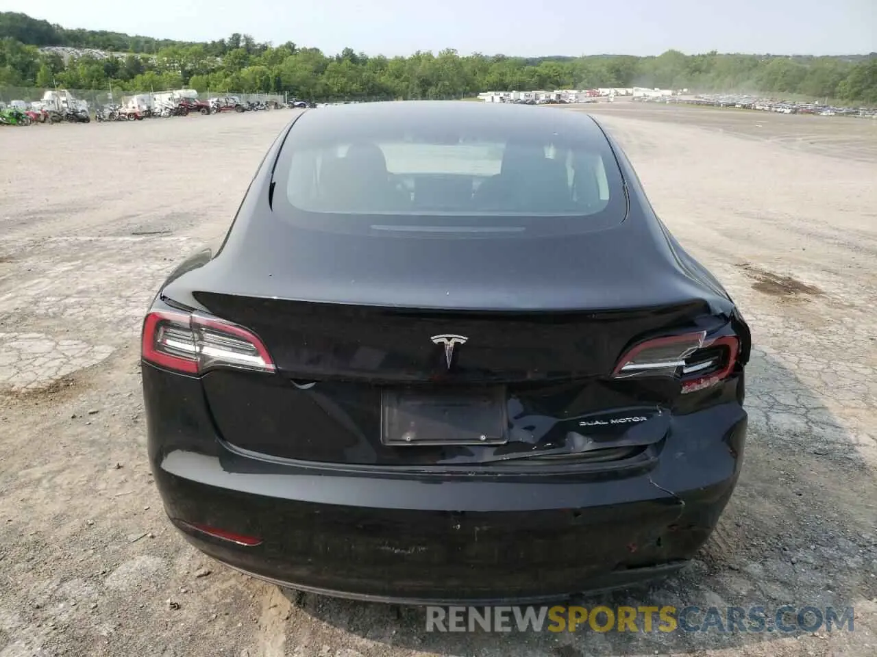 6 Photograph of a damaged car 5YJ3E1EB4NF334930 TESLA MODEL 3 2022