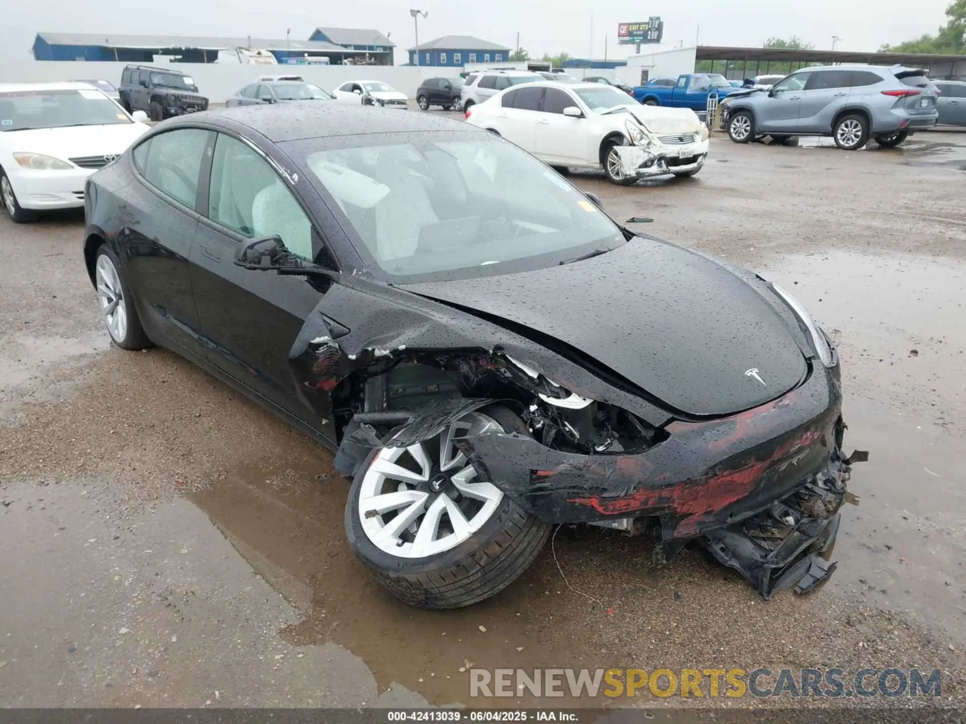 1 Фотография поврежденного автомобиля 5YJ3E1EB5NF115555 TESLA MODEL 3 2022