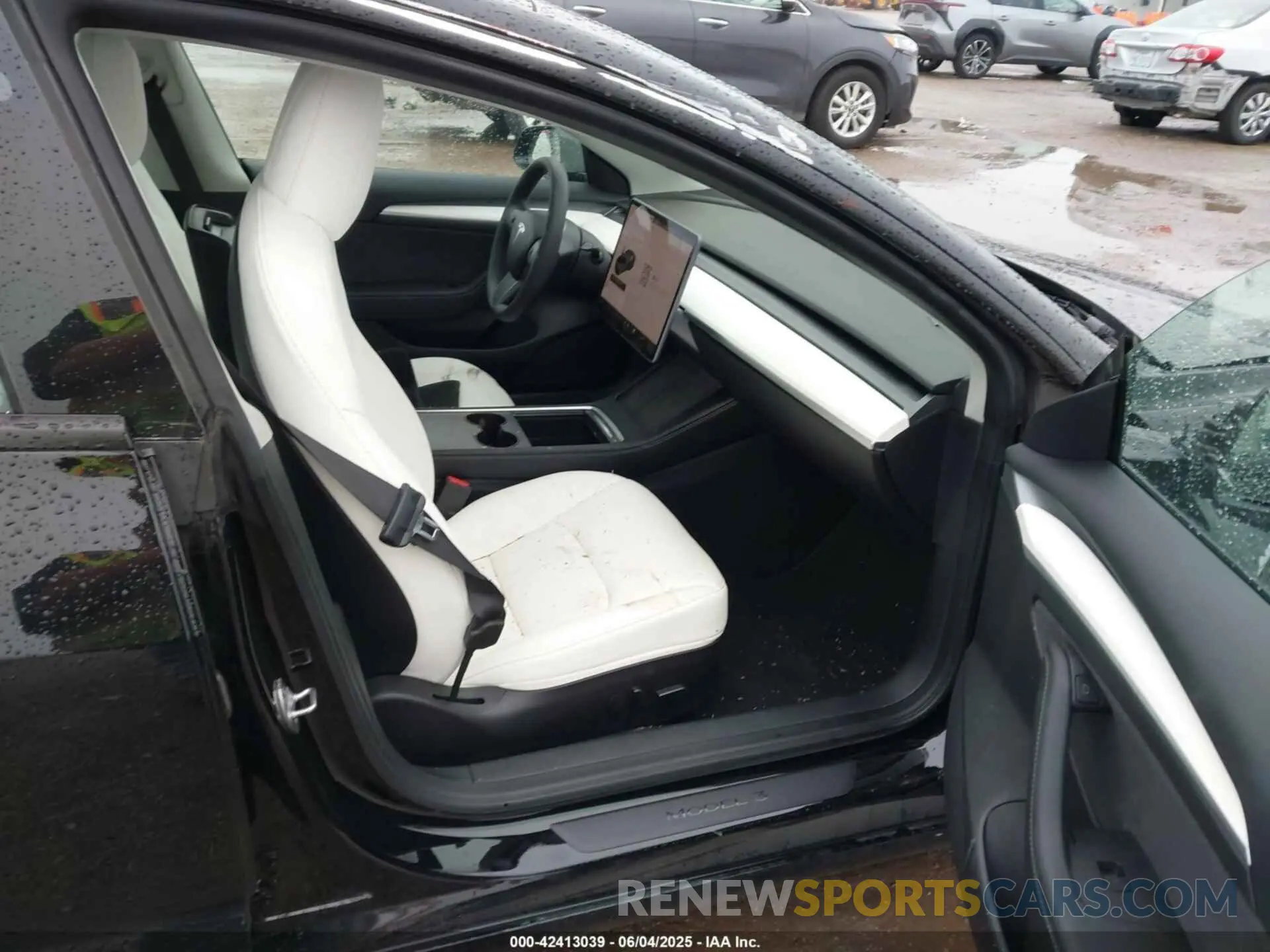 5 Фотография поврежденного автомобиля 5YJ3E1EB5NF115555 TESLA MODEL 3 2022