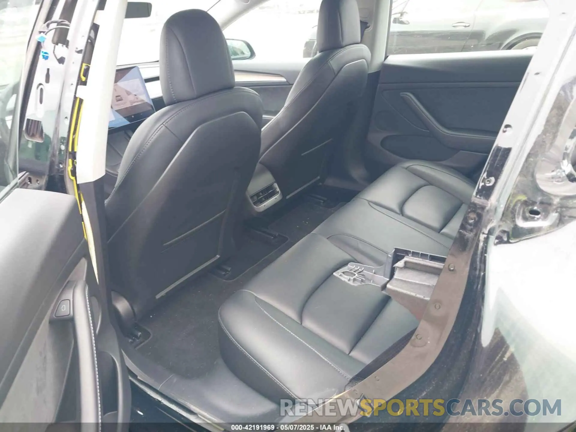 8 Фотография поврежденного автомобиля 5YJ3E1EB5NF117192 TESLA MODEL 3 2022