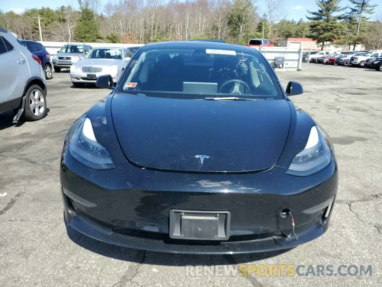 5 Photograph of a damaged car 5YJ3E1EB5NF118892 TESLA MODEL 3 2022