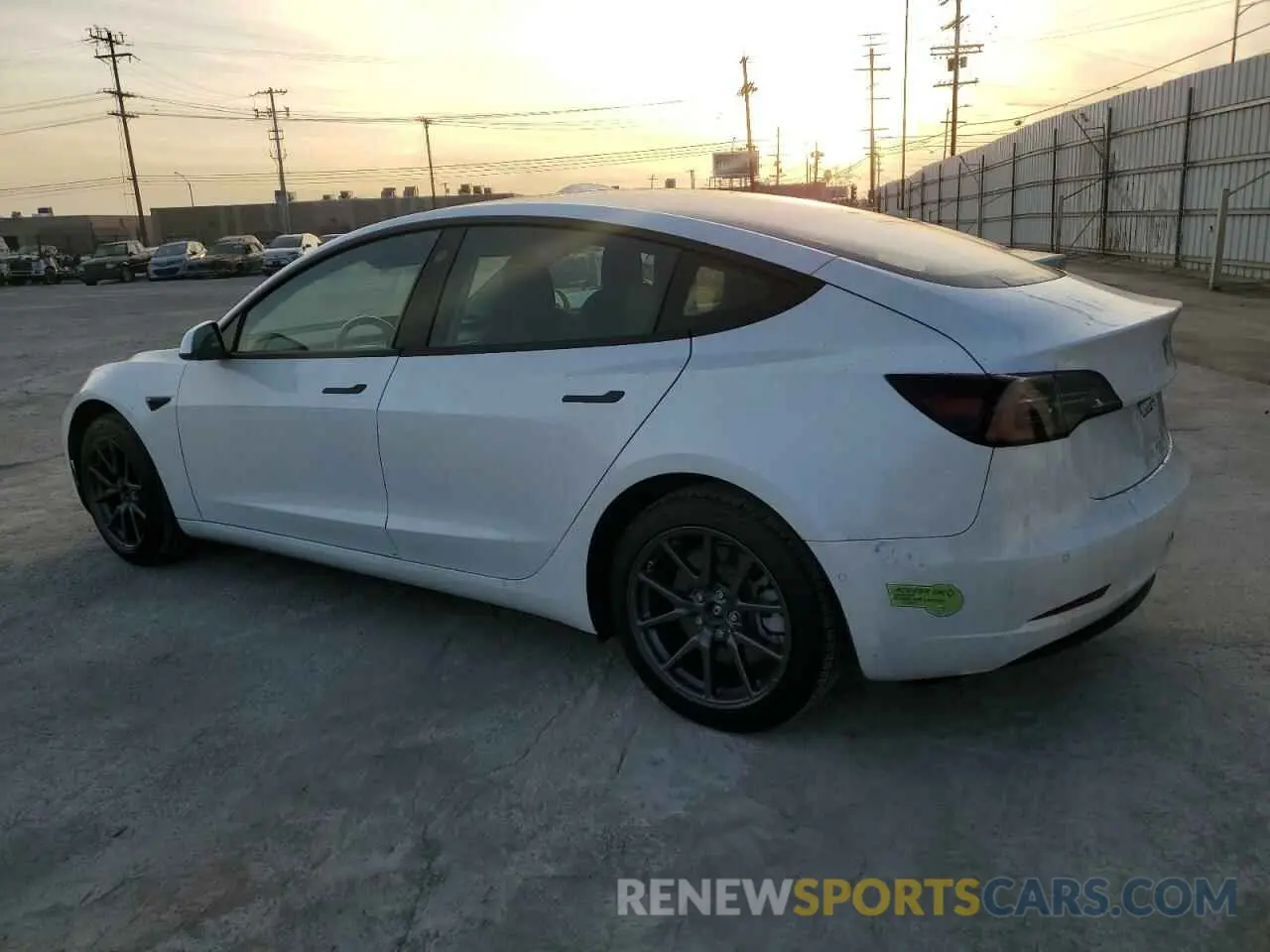 2 Photograph of a damaged car 5YJ3E1EB5NF137796 TESLA MODEL 3 2022
