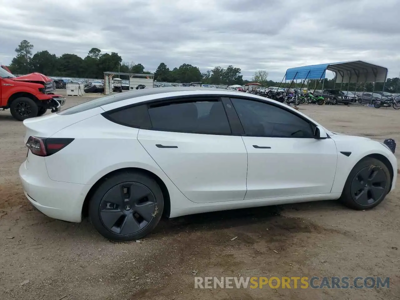 3 Photograph of a damaged car 5YJ3E1EB5NF151648 TESLA MODEL 3 2022