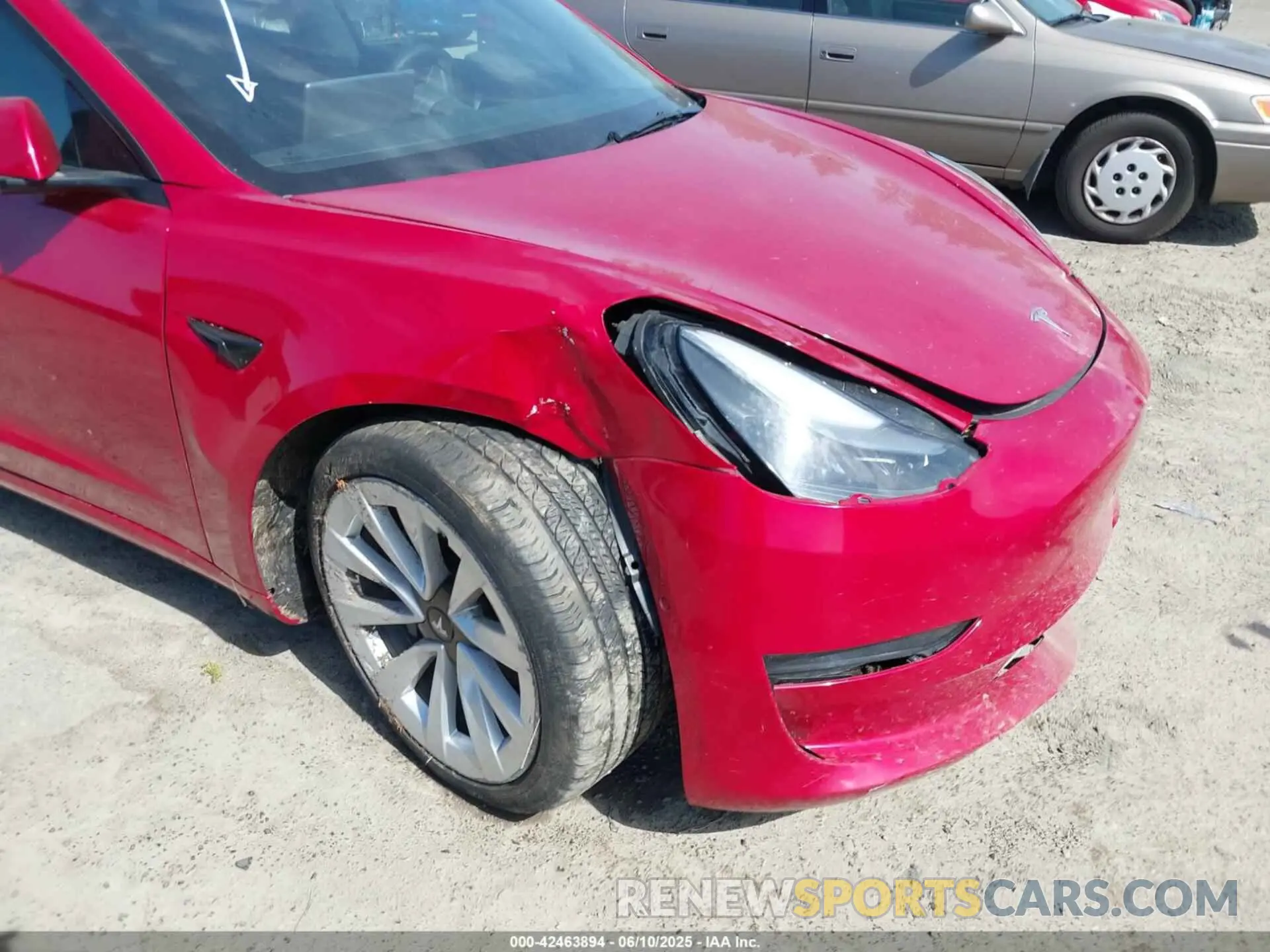 20 Photograph of a damaged car 5YJ3E1EB5NF174606 TESLA MODEL 3 2022