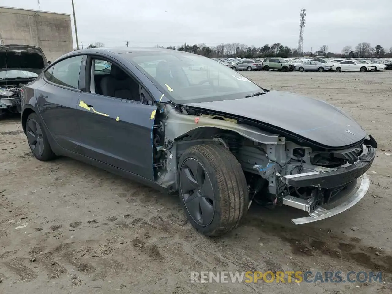 4 Фотография поврежденного автомобиля 5YJ3E1EB5NF179157 TESLA MODEL 3 2022