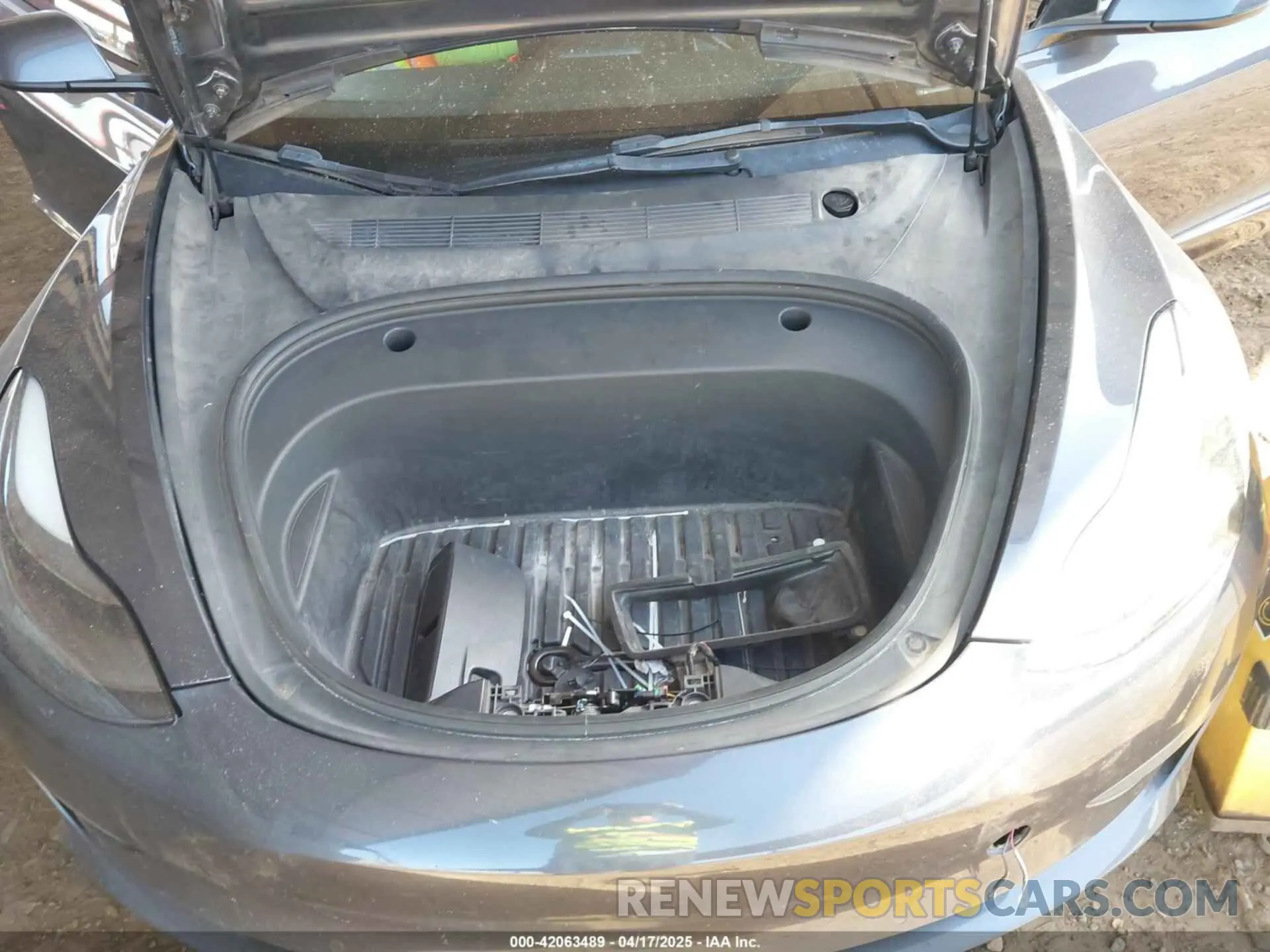 10 Фотография поврежденного автомобиля 5YJ3E1EB5NF205806 TESLA MODEL 3 2022