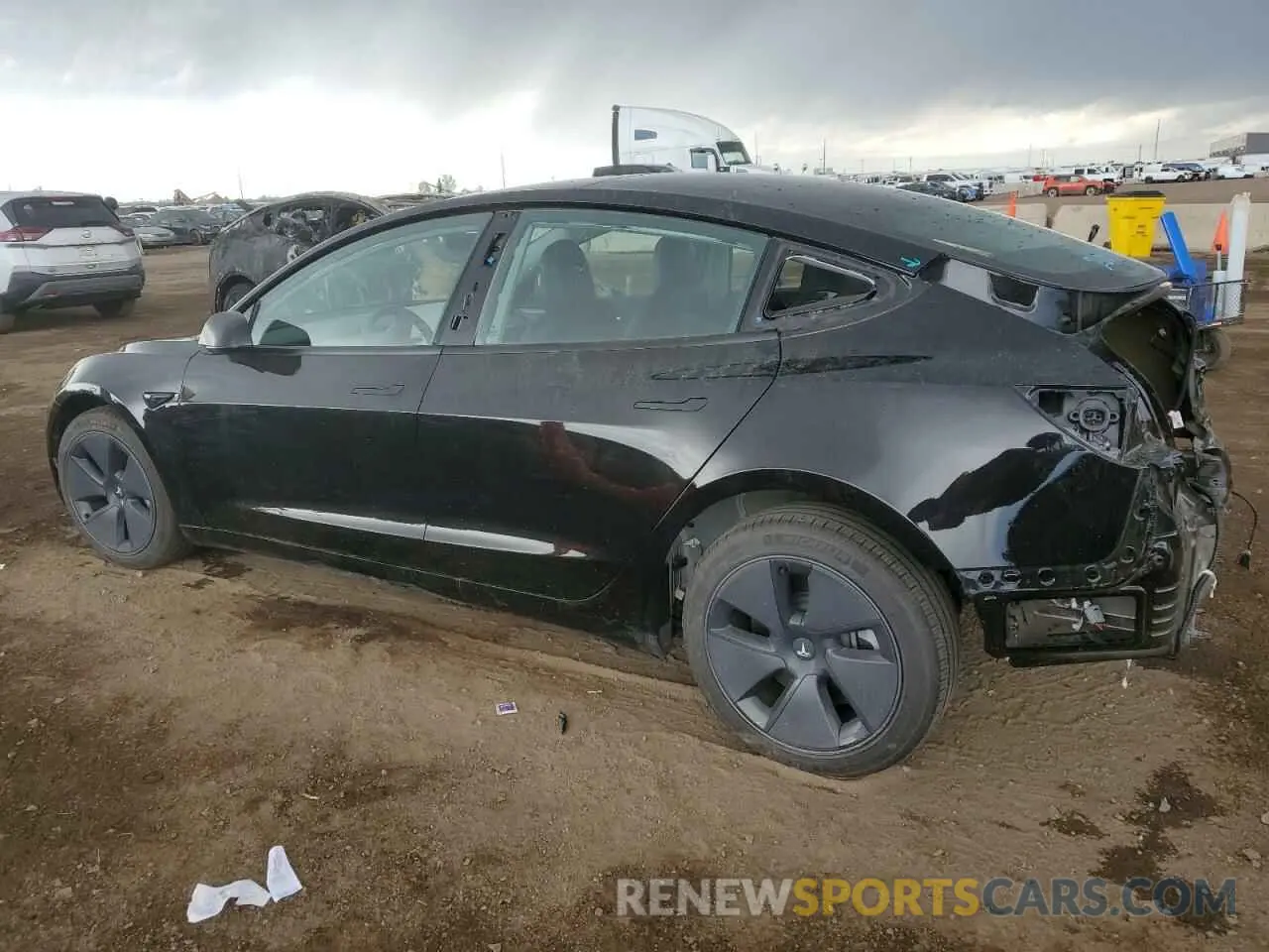 2 Photograph of a damaged car 5YJ3E1EB5NF206051 TESLA MODEL 3 2022