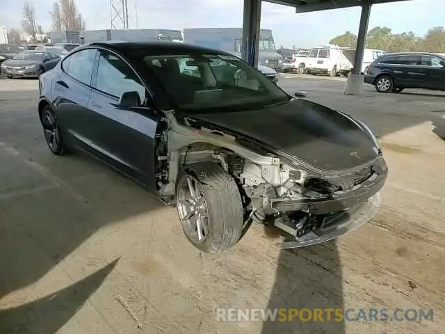 10 Photograph of a damaged car 5YJ3E1EB5NF212769 TESLA MODEL 3 2022