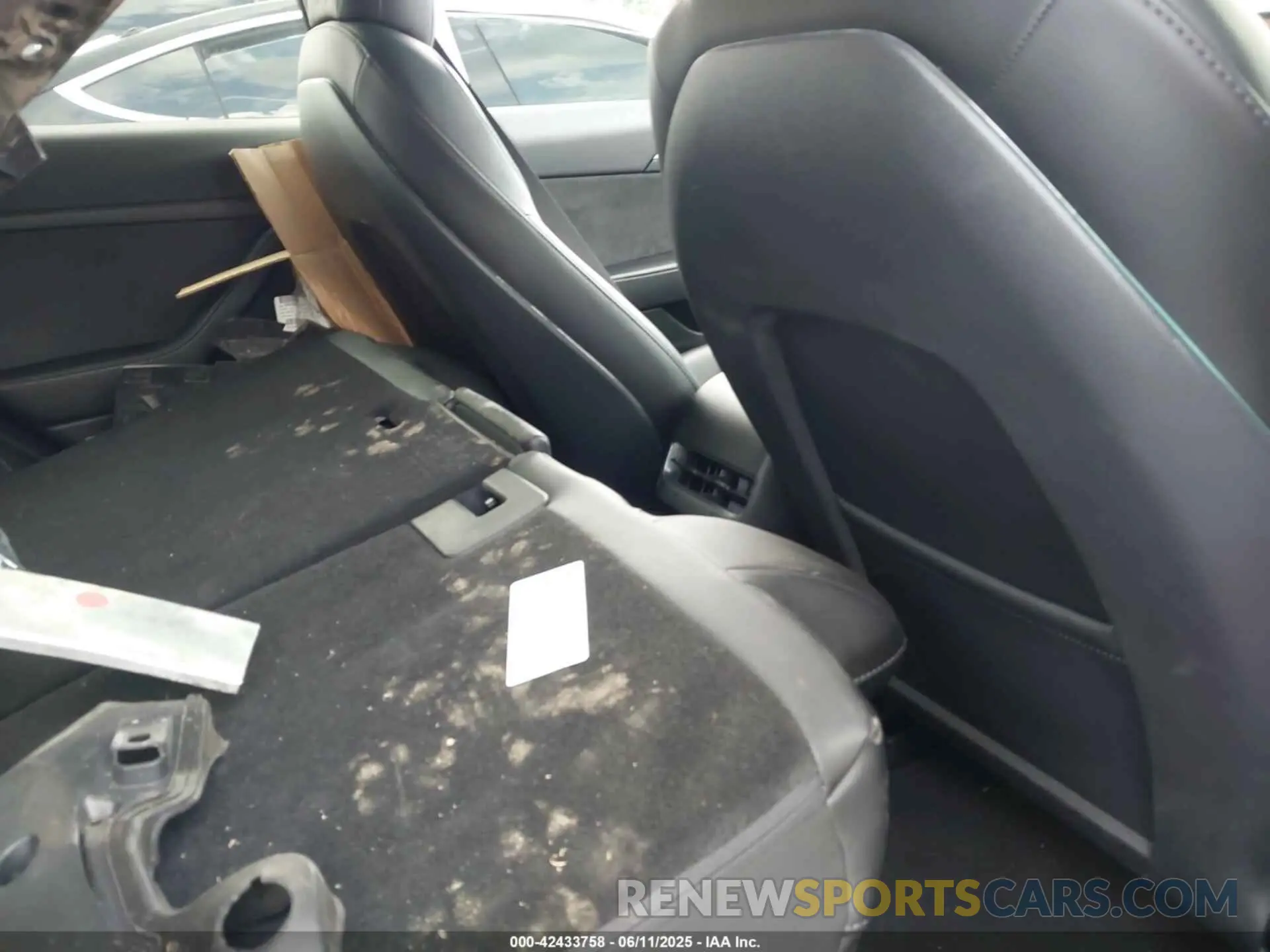 8 Фотография поврежденного автомобиля 5YJ3E1EB5NF257856 TESLA MODEL 3 2022