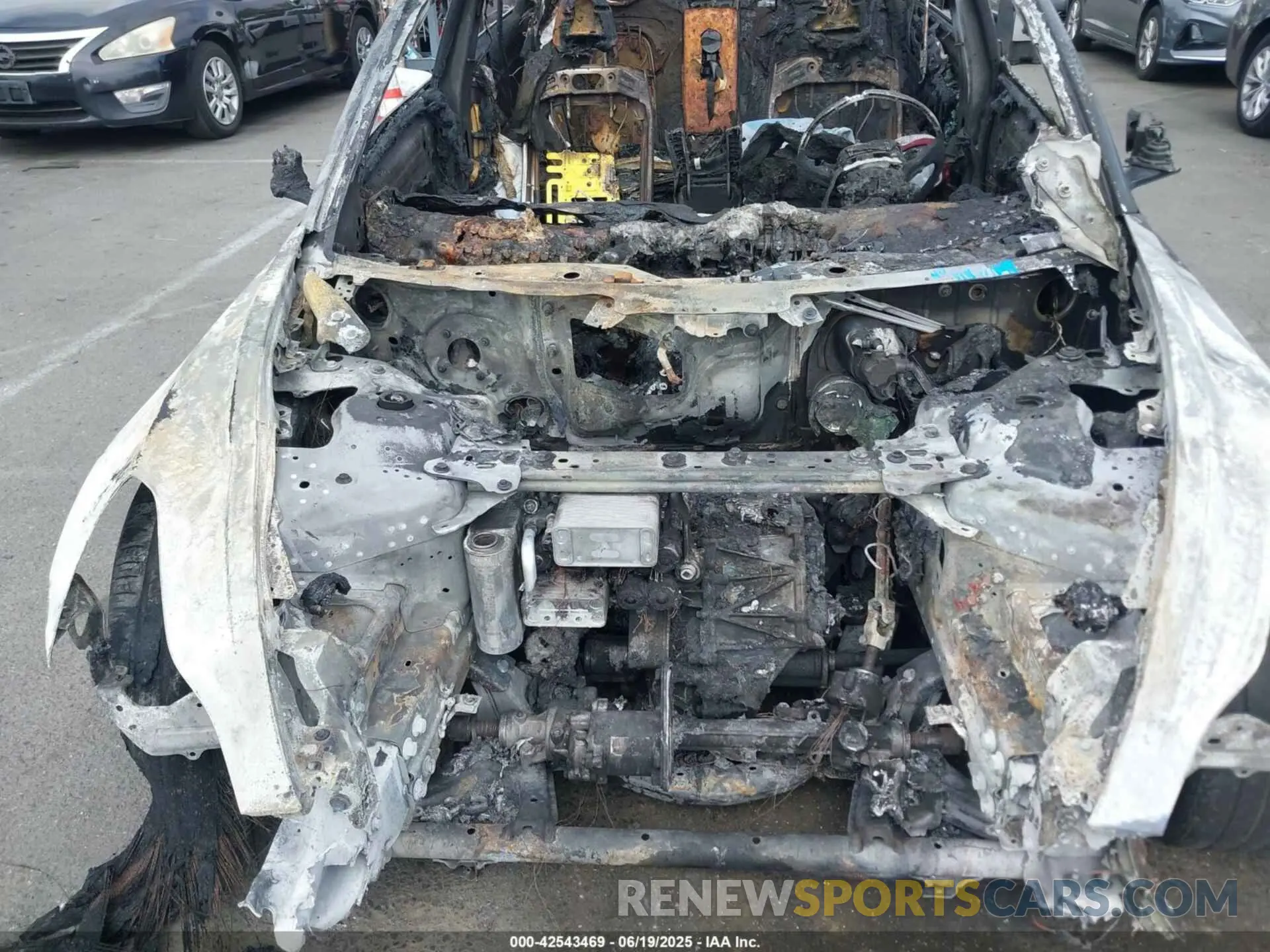 10 Photograph of a damaged car 5YJ3E1EB5NF263687 TESLA MODEL 3 2022