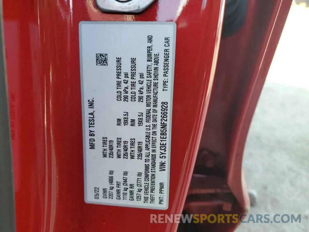 12 Photograph of a damaged car 5YJ3E1EB5NF266928 TESLA MODEL 3 2022