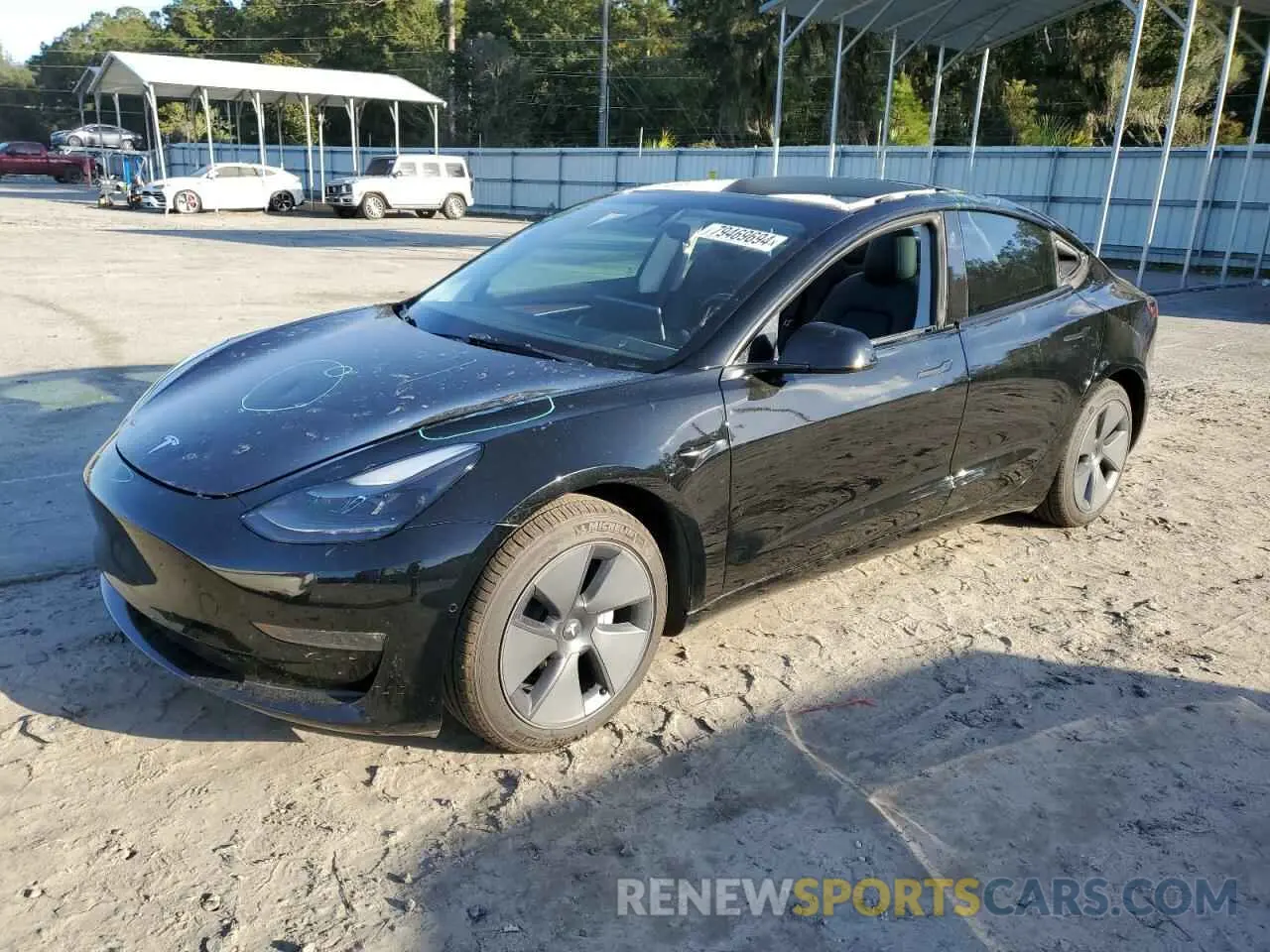 1 Photograph of a damaged car 5YJ3E1EB5NF268209 TESLA MODEL 3 2022